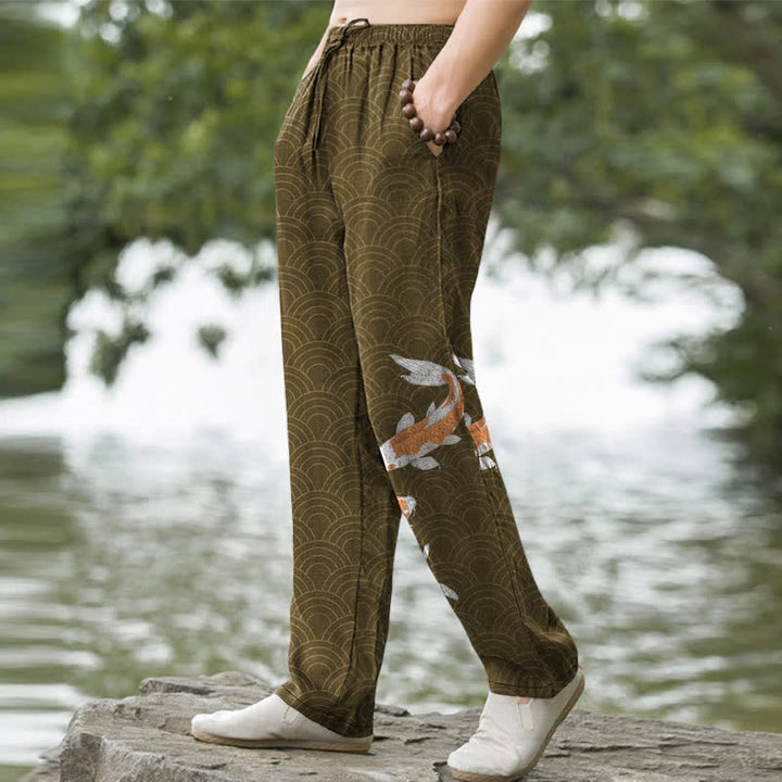 Buddha Stones Pantalones de algodón para hombre con estampado de olas y peces koi, corte ajustado y bolsillos. - image 5