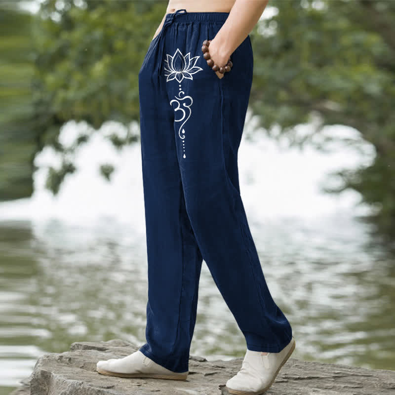 Buddha Stones Pantalones de hombre de algodón con estampado Om de loto, corte ajustado y bolsillos. - image 1