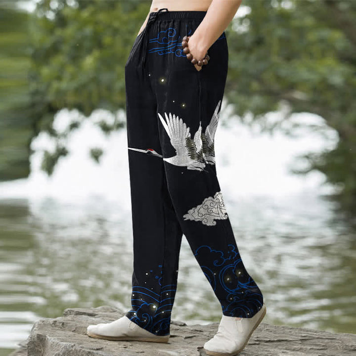 Buddha Stones Pantalones de hombre cónicos con bolsillos, estampado de grulla blanca voladora de algodón y olas blancas. - image 5