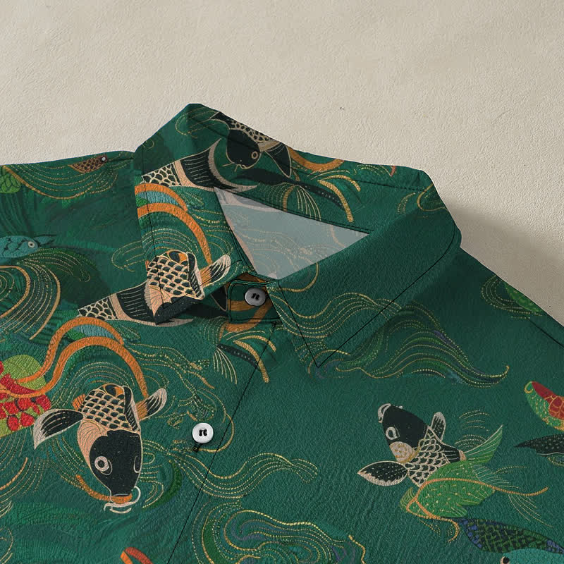 Buddha Stones Camisa transpirable de manga corta para hombre con estampado de nubes y olas de peces koi. - image 2