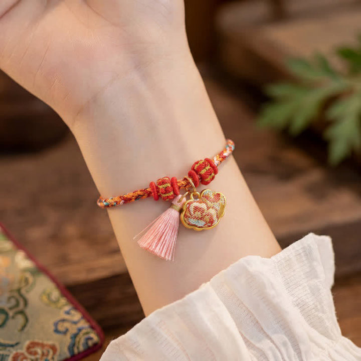 Buddha Stones Pulsera de protección con dije de candado chino, bolsa de dinero de manzana de cinco colores tejida a mano - image 55