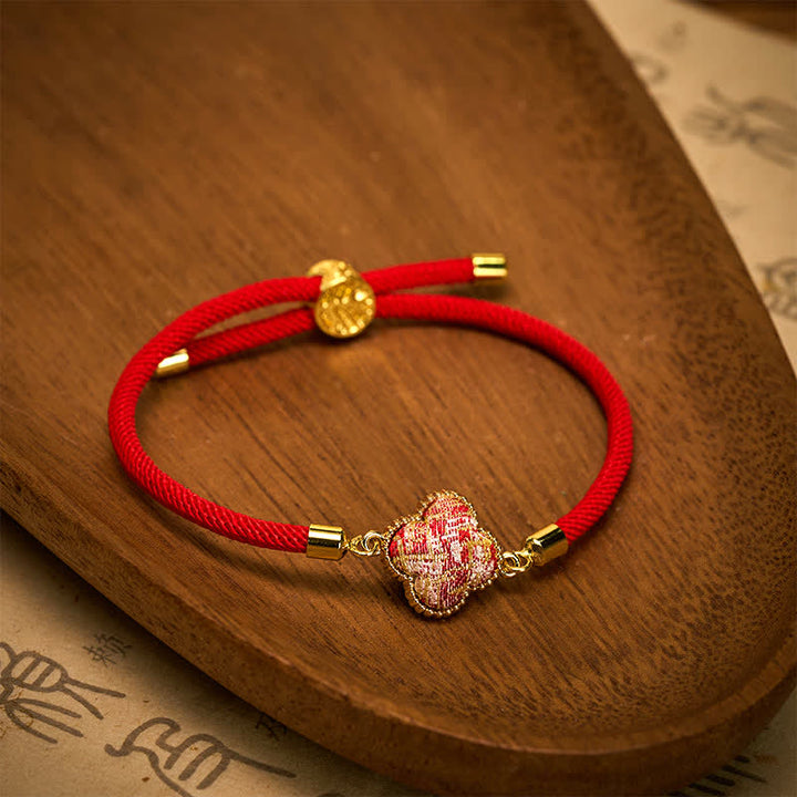 Buddha Stones Pulsera de la suerte con brocado de trébol de cuatro hojas y canción de hilo rojo - image 1