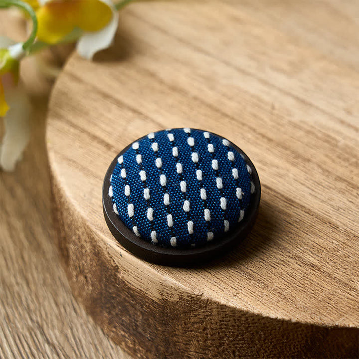 Buddha Stones Broche redondo de tela hecho a mano con diseño floral. - image 20