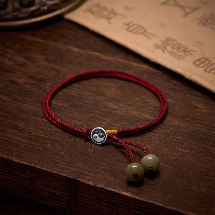 Buddha Stones Pulsera vintage de plata de ley 925 hecha a mano con diseño redondo de Yin Yang y protección, de hilo rojo trenzado, con colgante de protección. - Plata (Bendición♥Calma) - image 0