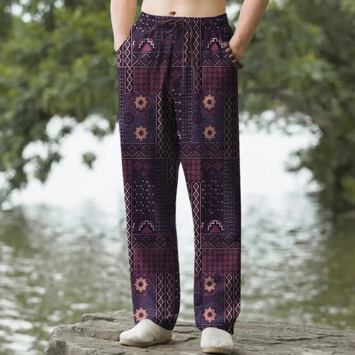 Buddha Stones Pantalones de hombre de algodón con estampado floral geométrico estilo bohemio y corte ajustado, con bolsillos. - Magenta oscuro - US/UK/AU50, EU60 (5XL) - image 6