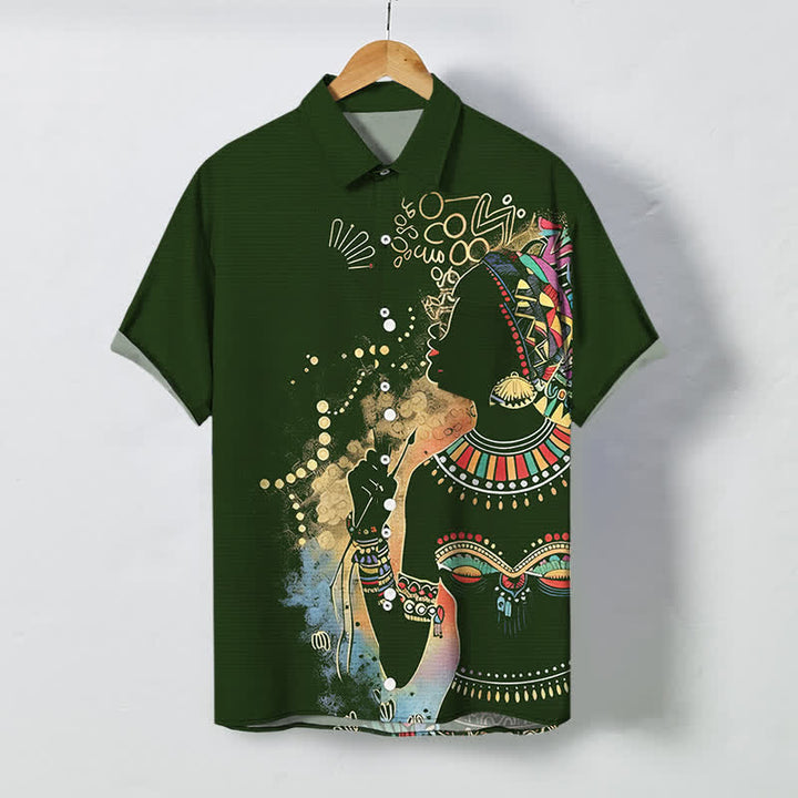 Buddha Stones Camisa de manga corta transpirable para hombre con estampado de silueta de mujer tribal y botones. - Verde oscuro - US/UK/AU48, UE58 (4XL) - image 0