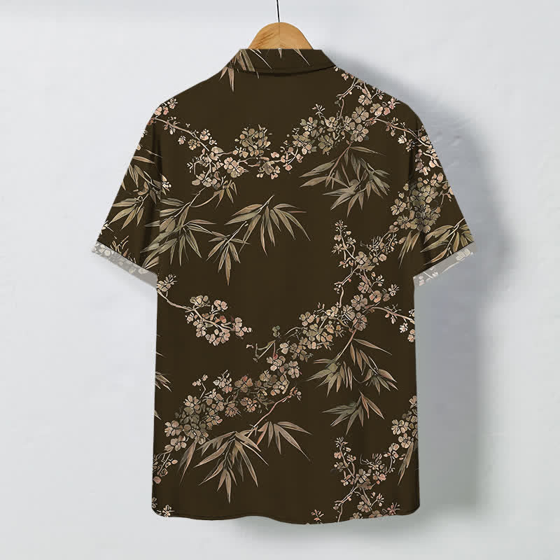 Buddha Stones Camisa transpirable de manga corta para hombre con botones y estampado de flores de ciruelo y bambú - image 1