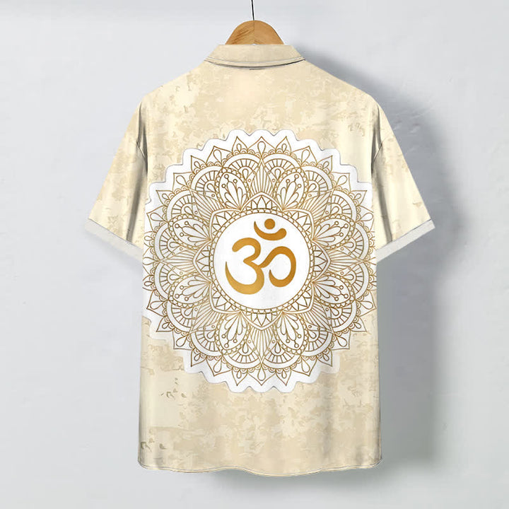 Buddha Stones Camisa transpirable de manga corta para hombre con botones y estampado de mandala Om - image 1
