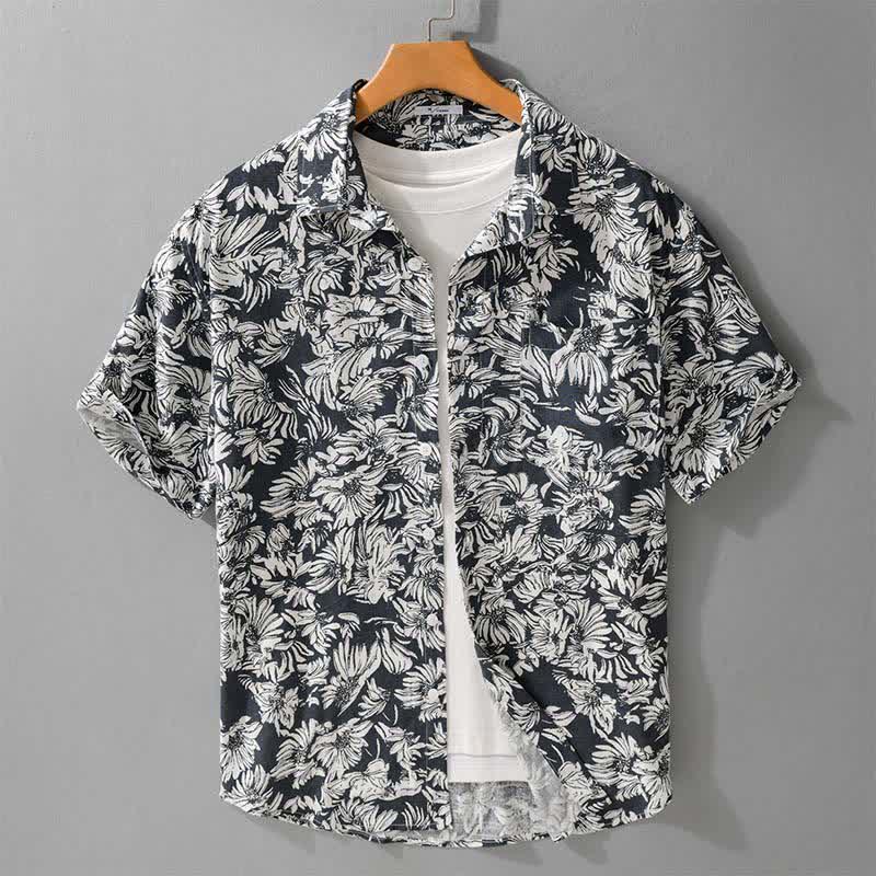 Buddha Stones Camisa de manga corta para hombre, estilo casual de verano, con botones, estampado floral de girasoles y bolsillo de parche. - Azul acero - US/UK/AU44，EU54 (3XL) - image 0