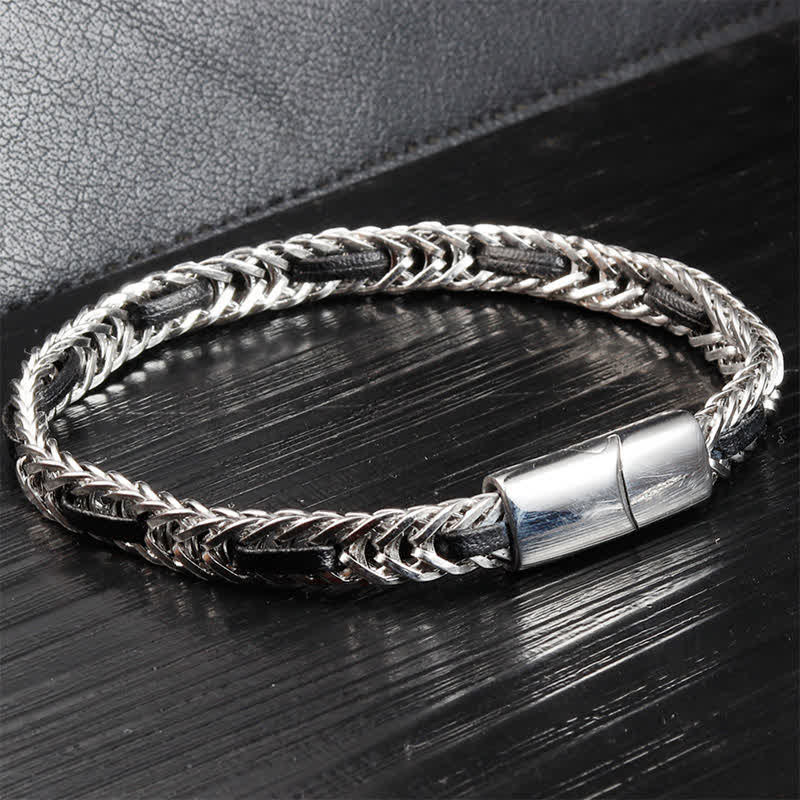 Buddha Stones Pulsera de doble capa de acero de titanio trenzado en cuero negro para mayor durabilidad - image 1