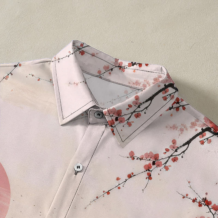 Buddha Stones Camisa de manga corta transpirable para hombre con botones y estampado de paisaje de tinta y flores. - image 2