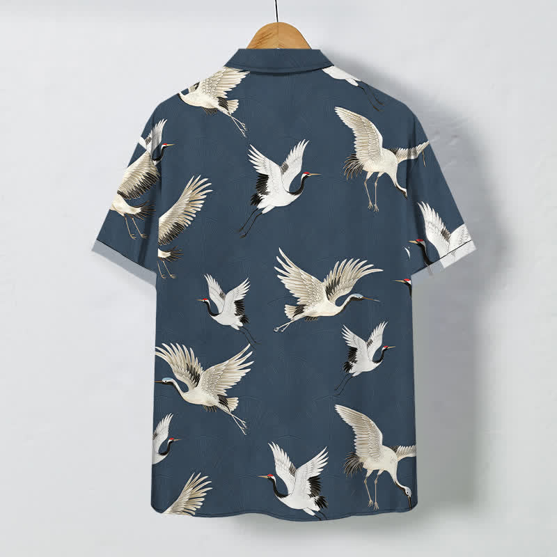 Buddha Stones Camisa transpirable de manga corta para hombre con botones y estampado de grulla blanca - image 1