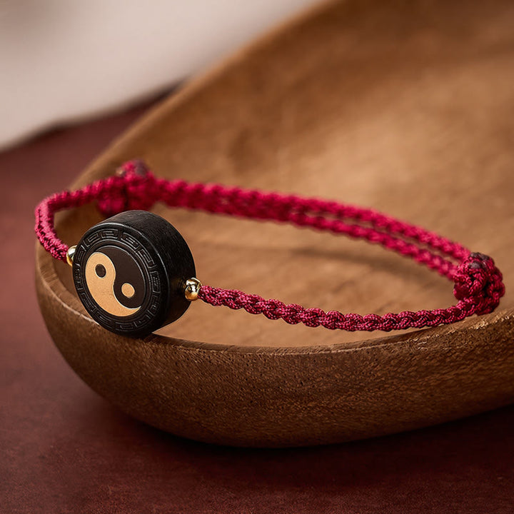 Buddha Stones Pulsera de madera de ébano con cordón rojo para conexión a tierra y uso del Bagua - image 0
