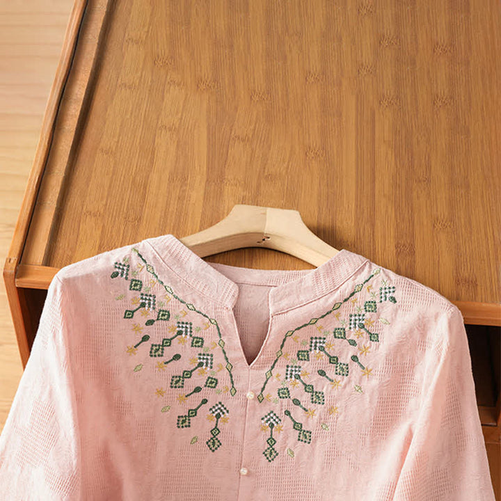 Buddha Stones Camisas de manga tres cuartos para mujer, estilo bohemio casual de verano, con bordado geométrico floral y cuello en V. - image 9