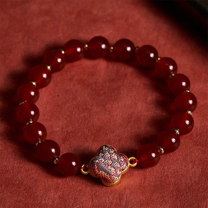 Buddha Stones Pulsera con dije de trébol de cuatro hojas de brocado de ágata roja y bendición - image 2