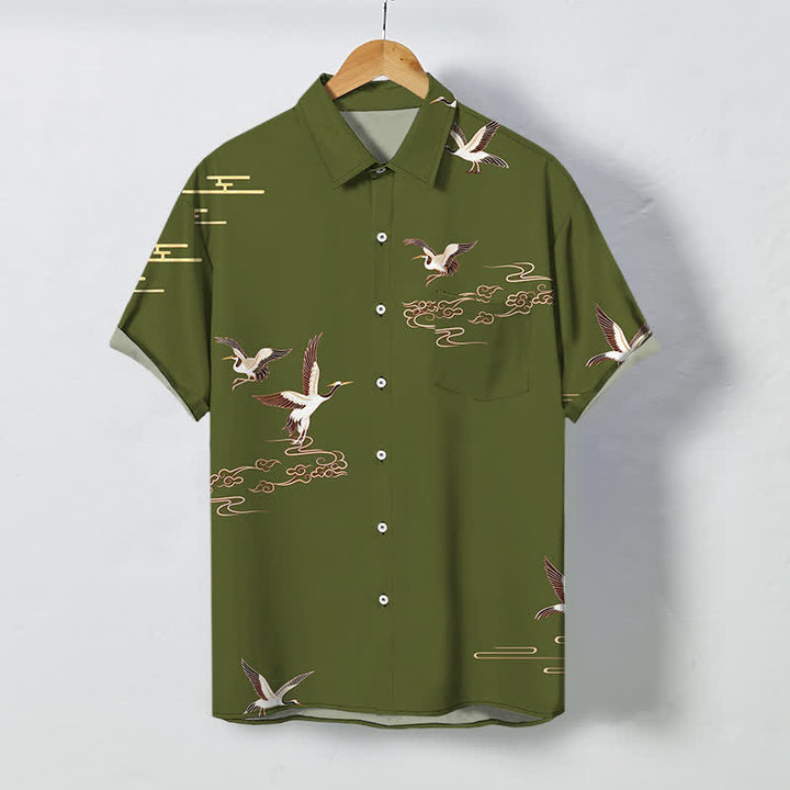 Buddha Stones Camisa de manga corta para hombre con botones y estampado de nubes y grullas rojas, resistente a las arrugas. - Verde oliva oscuro - US/UK/AU48, UE58 (4XL) - image 7