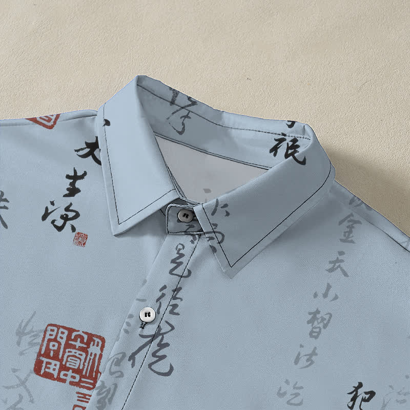 Buddha Stones Camisa transpirable de manga corta para hombre con botones y estampado de sello rojo y caligrafía china. - image 2