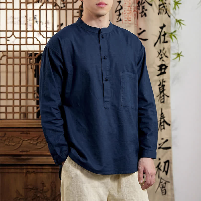 Buddha Stones Camisa de manga larga para hombre de lino y algodón, estilo minimalista, con cuello mandarín y bolsillo de parche, de Spring Tang Style. - Marina de guerra - US/UK/AU46, EU56 (5XL) - image 0