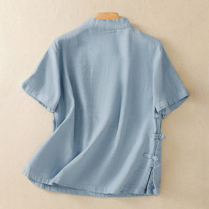Camisa de manga tres cuartos de algodón y lino para mujer, estilo casual, con cuello alto inclinado y botones de Buddha Stones. - image 16
