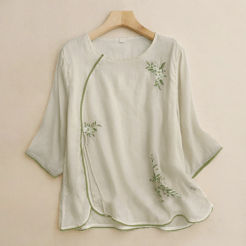 Camisa de mujer de manga tres cuartos con cuello redondo y bordado floral verde y Buddha Stones en color beige. - Beige - US12, UK/AU16, EU44 (2XL) - image 0