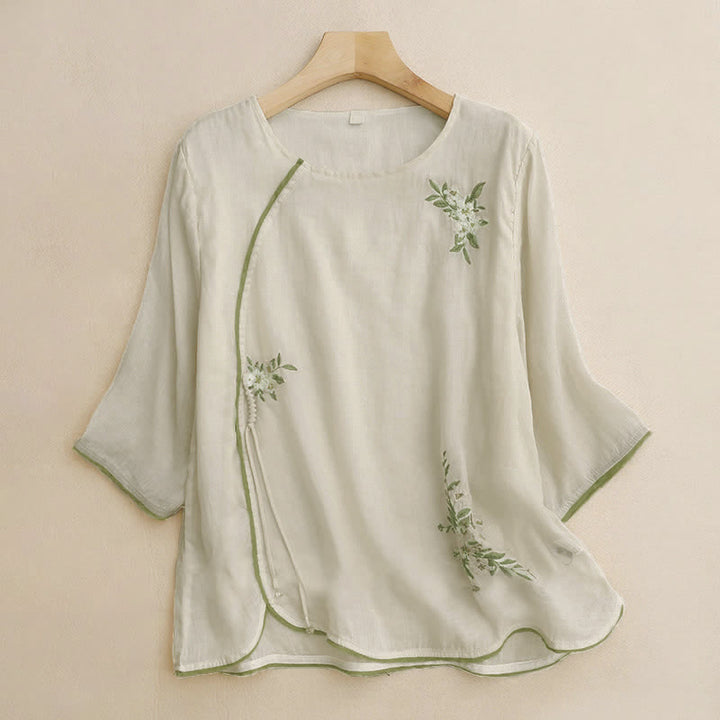 Camisa de mujer de manga tres cuartos con cuello redondo y bordado floral verde y Buddha Stones en color beige. - Beige - US12, UK/AU16, EU44 (2XL) - image 0