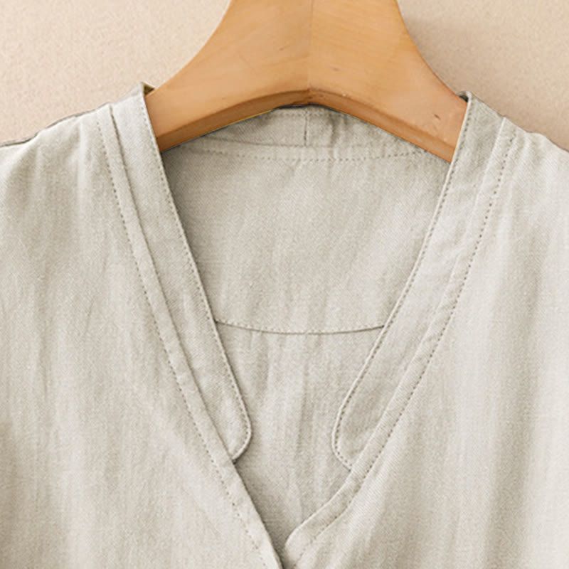 Camiseta sin mangas para mujer, estilo casual Buddha Stones , minimalista, con cuello en V y botones. - image 3