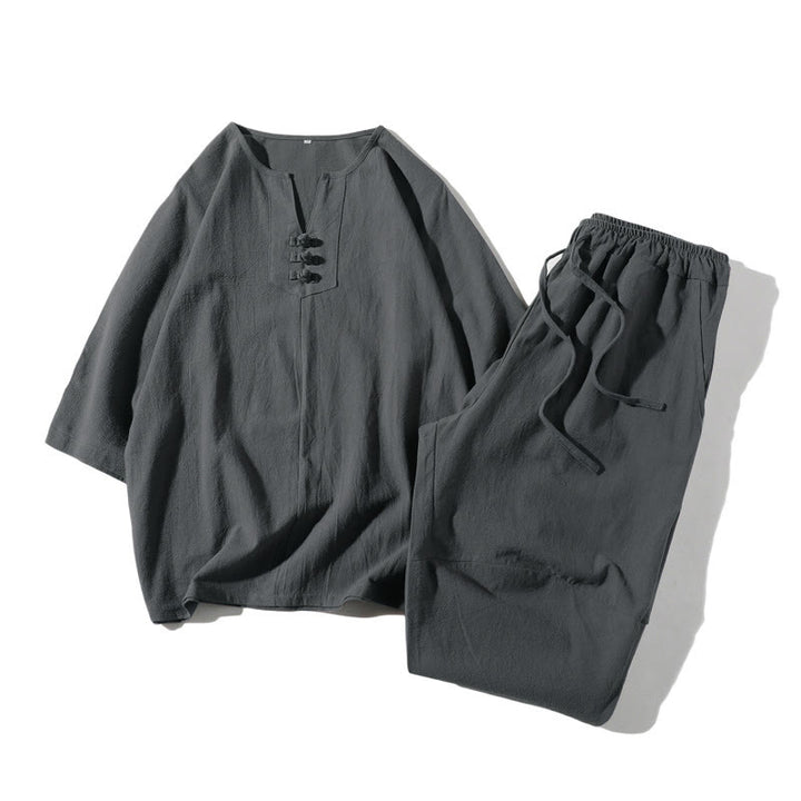 Conjunto de ropa de meditación para hombre Buddha Stones de 2 piezas: camiseta lisa con cuello con muescas y pantalones cortos de pierna ancha con bolsillos. - Gris pizarra - US/UK/AU46, EU56 (5XL) - image 0