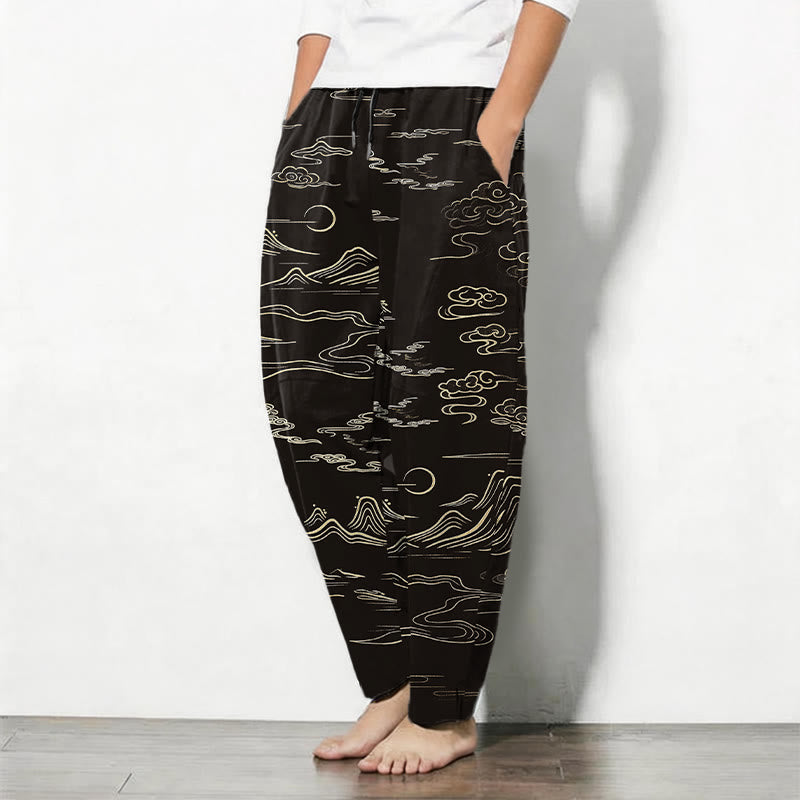 Buddha Stones Pantalones de hombre de algodón puro con estampado de nubes, montañas y olas, con cordón ajustable y bolsillos. - image 1