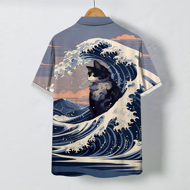 Buddha Stones Camisa transpirable de manga corta para hombre con botones y estampado de gato negro de la Gran Ola - image 1