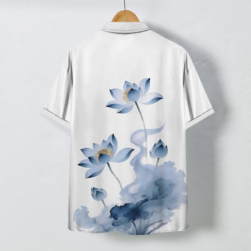 Buddha Stones Camisa de manga corta para hombre con botones estampados de tinta Blue Lotus, resistente a las arrugas. - image 1