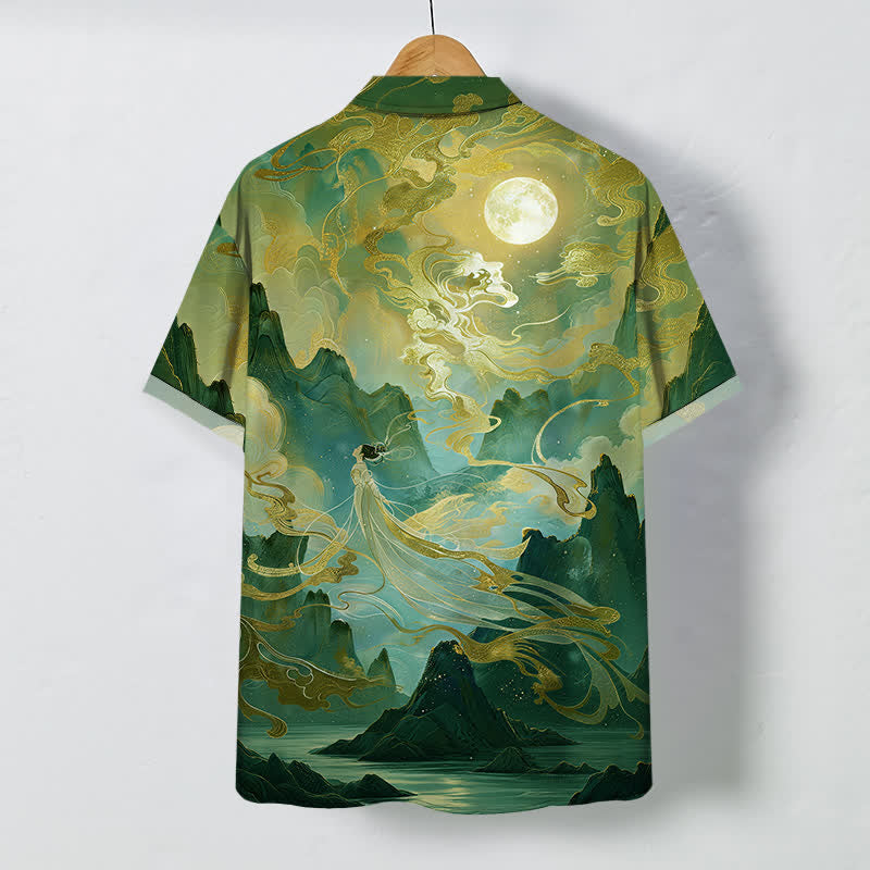 Buddha Stones Camisa de manga corta para hombre con botones y estampado de nubes y luna en la montaña brumosa, resistente a las arrugas. - image 6