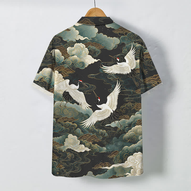 Buddha Stones Camisa de manga corta transpirable para hombre con estampado de grulla de corona roja, nubes blancas doradas y ondas. - image 8