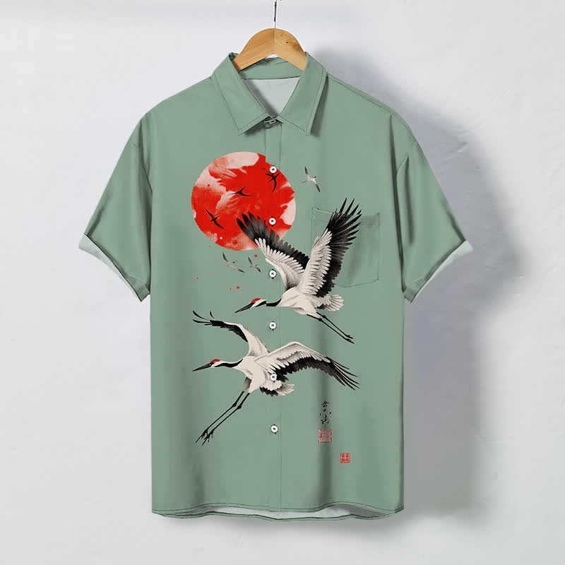 Buddha Stones Camisa transpirable de manga corta para hombre con botones y estampado de grullas voladoras y sol rojo - Verde mar oscuro - US/UK/AU48, UE58 (4XL) - image 7