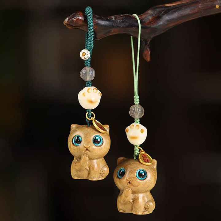 Buddha Stones Llaveros relajantes de sándalo verde con forma de gato, tejidos a mano. - image 0