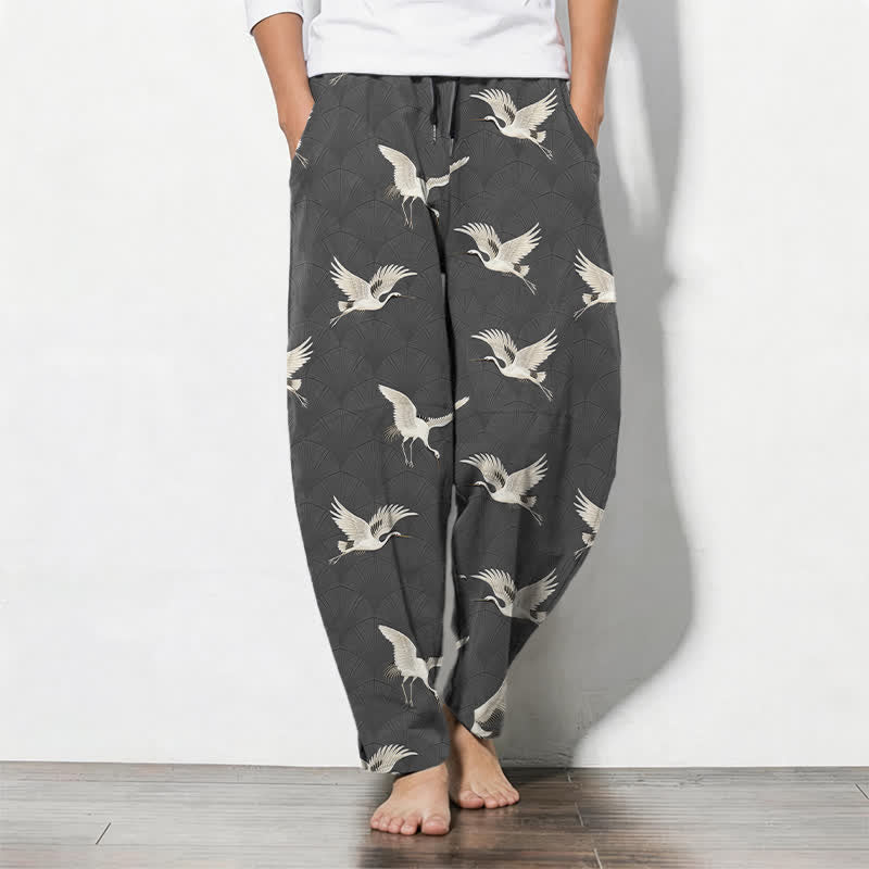 Buddha Stones Pantalones de hombre de algodón puro con estampado de grullas blancas, cordón ajustable y corte cónico con bolsillos. - Gris oscuro - US/UK/AU50, EU60 (5XL) - image 7