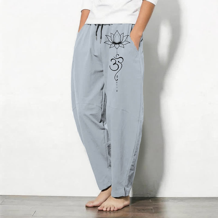Buddha Stones Pantalones de hombre de algodón puro con estampado Lotus Om, cordón ajustable y corte cónico, con bolsillos. - image 12