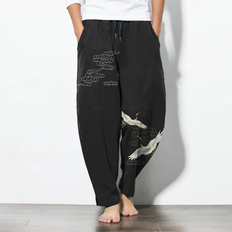 Buddha Stones Pantalones de hombre de algodón puro con estampado de grullas y nubes, corte ajustado, cordón y bolsillos. - Negro - US/UK/AU50, EU60 (5XL) - image 0
