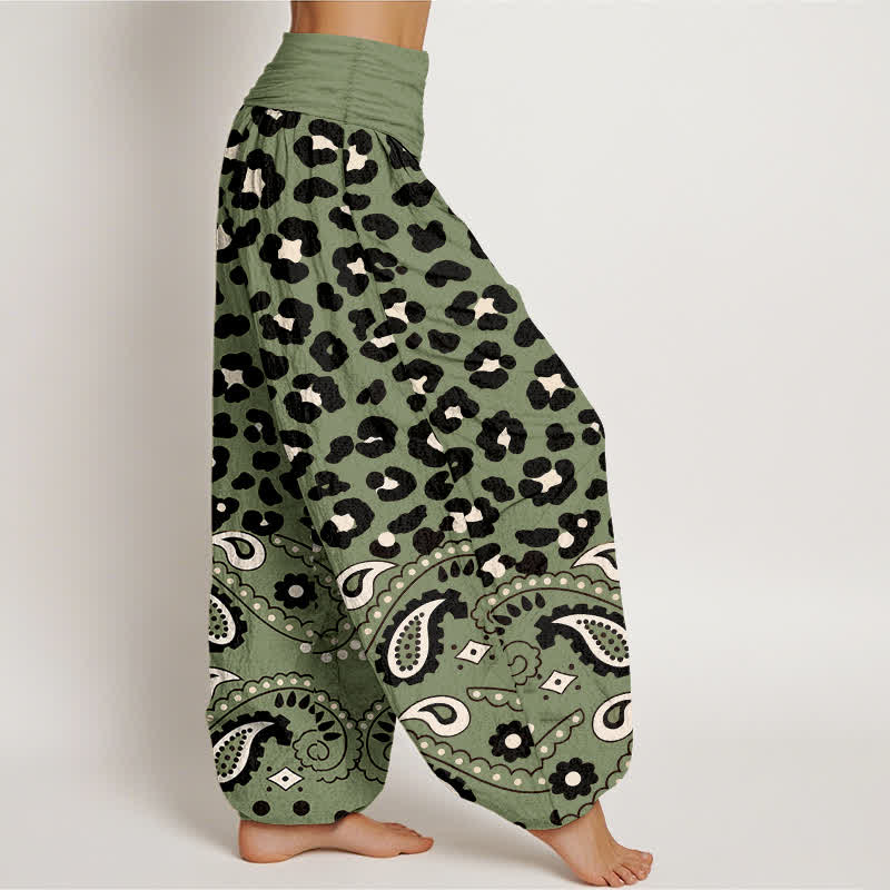 Buddha Stones Pantalones harem de algodón color oliva con estampado de leopardo y cachemir para mujer, con cintura elástica. - image 1