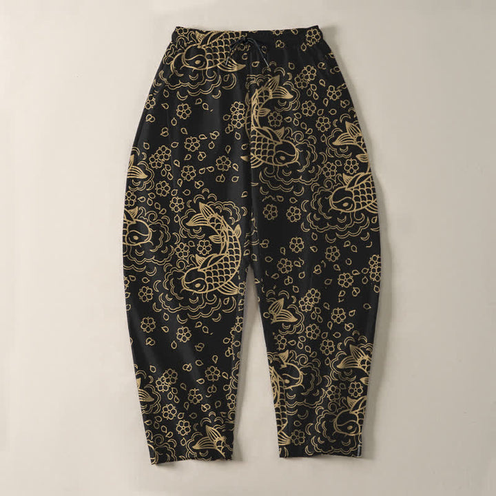 Buddha Stones Pantalones de hombre de algodón puro con estampado floral de peces koi dorados, cordón ajustable y corte cónico, con bolsillos. - image 2