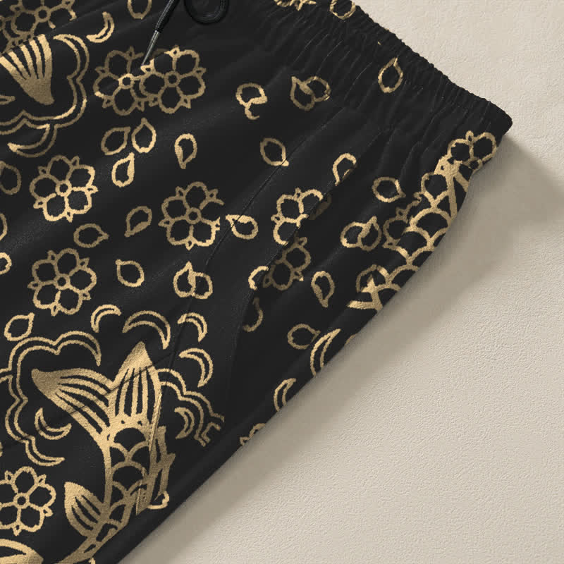 Buddha Stones Pantalones de hombre de algodón puro con estampado floral de peces koi dorados, cordón ajustable y corte cónico, con bolsillos. - image 4