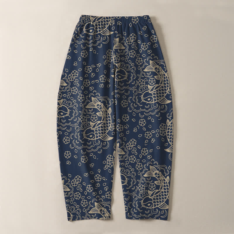 Buddha Stones Pantalones de hombre de algodón puro con estampado floral de peces koi dorados, cordón ajustable y corte cónico, con bolsillos. - image 10