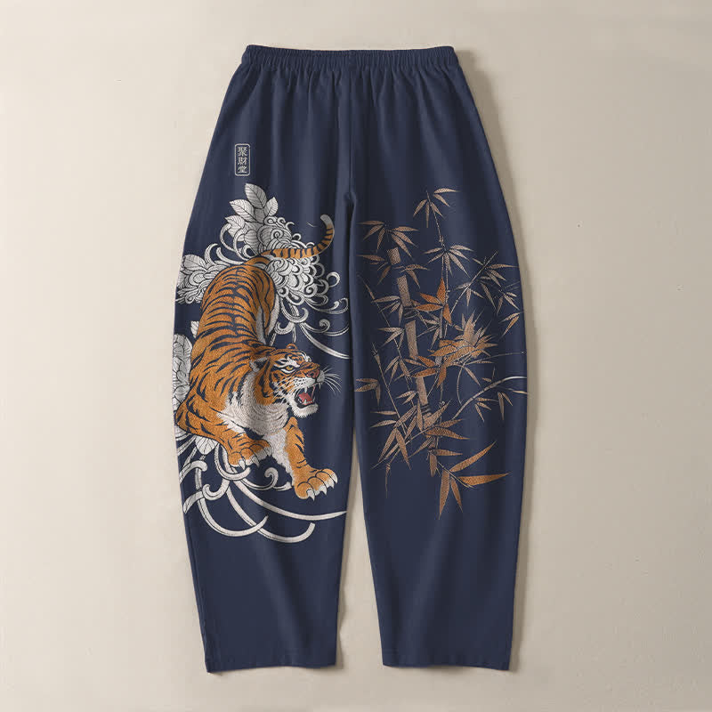Buddha Stones Pantalones de hombre de algodón puro con estampado de tigre rugiente y bambú, con cordón ajustable y bolsillos. - image 10