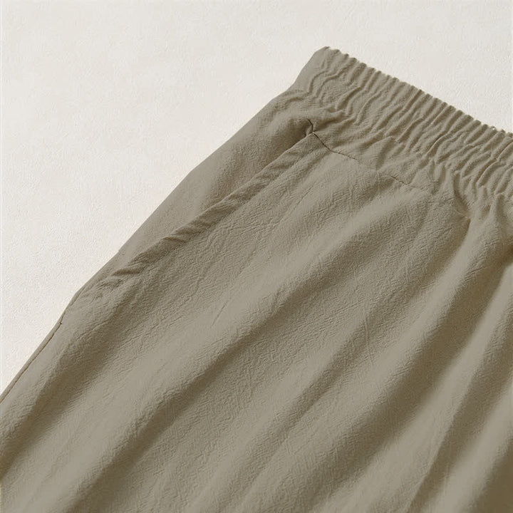 Buddha Stones Pantalones capri lisos de corte recto para hombre, estilo casual de verano, con cordón ajustable y bolsillo. - image 2