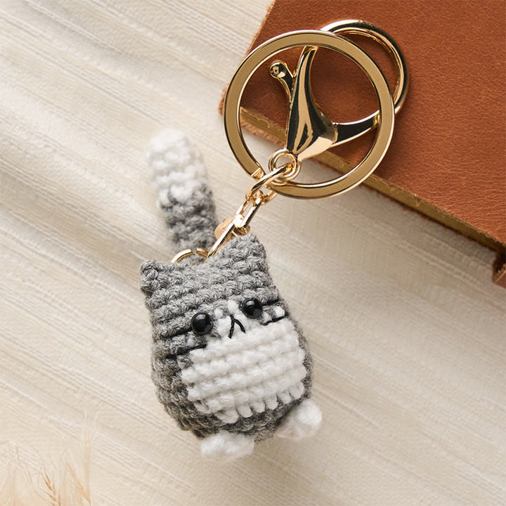 Buddha Stones Llaveros de ganchillo hechos a mano con forma de gato adorable. - Gato gris claro - image 5