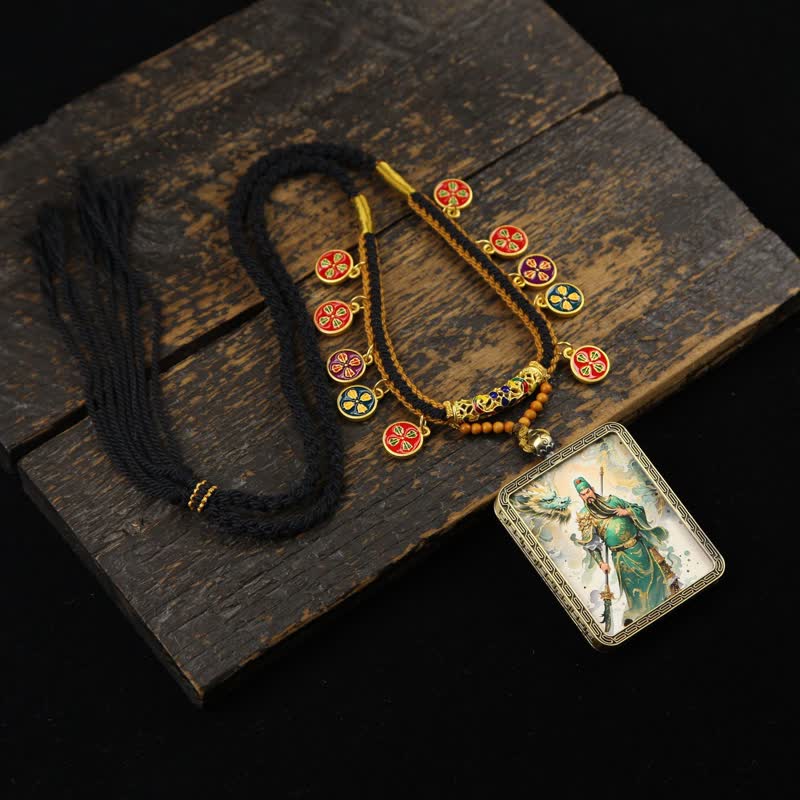 Buddha Stones Collar Thangka con borla trenzada de protección del Señor Guan de Cobre - image 1
