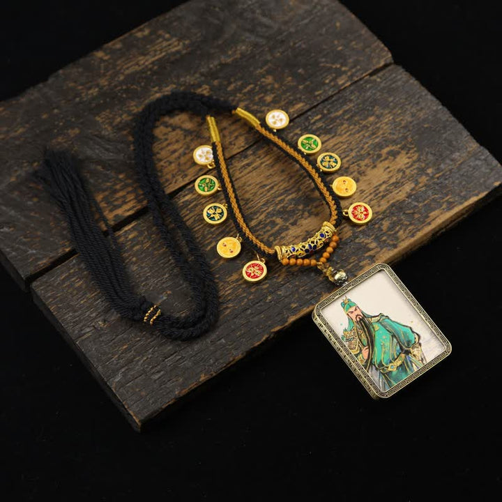 Buddha Stones Collar Thangka con borla trenzada de protección del Señor Guan de Cobre - Señor Guan Thangka de medio cuerpo verde - image 5