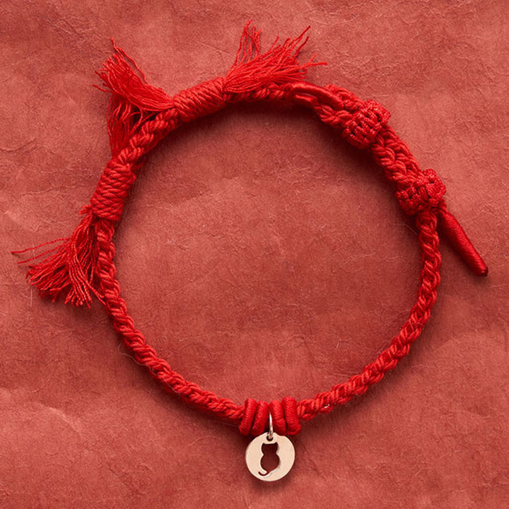 Buddha Stones Pulsera con dije de plata de ley 925 con diseño redondo hueco y cordón rojo de gato protector. - image 14