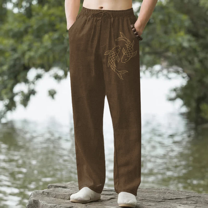 Buddha Stones Pantalones de hombre de algodón con estampado de carpas doradas, corte ajustado y bolsillos. - Marrón silla de montar - US/UK/AU50, EU60 (5XL) - image 6