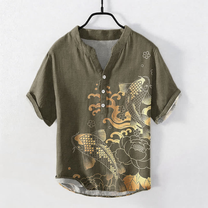 Buddha Stones Camisa de manga corta con medio botón y estampado de peonías y peces koi para hombre, de algodón. - Caqui oscuro - US/UK/AU50, EU60 (5XL) - image 0