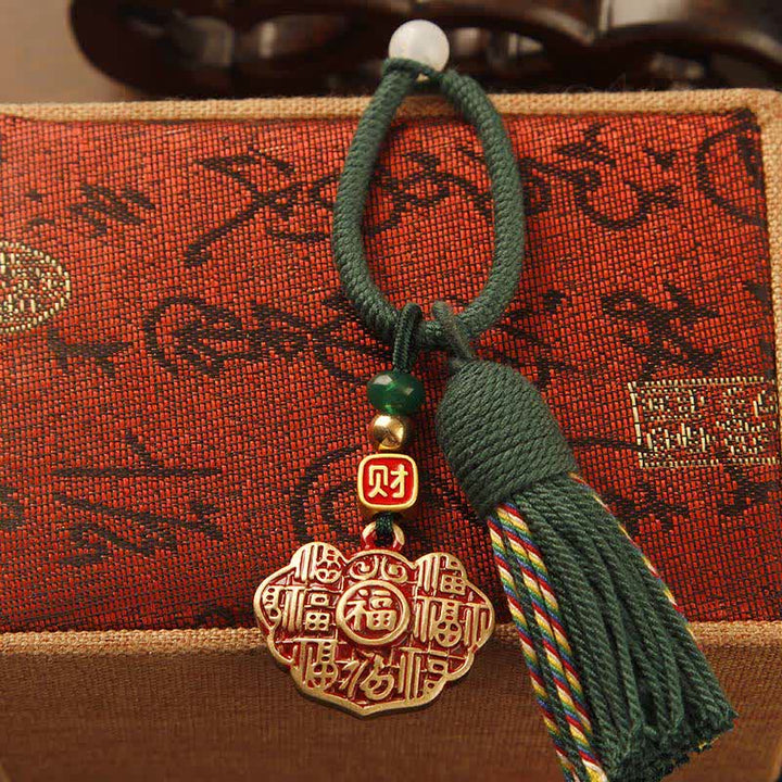 Buddha Stones Llaveros con borla de bendición de personaje Fu, de latón tejido a mano con cuerda roja. - Borla verde con cierre de longevidad - image 8